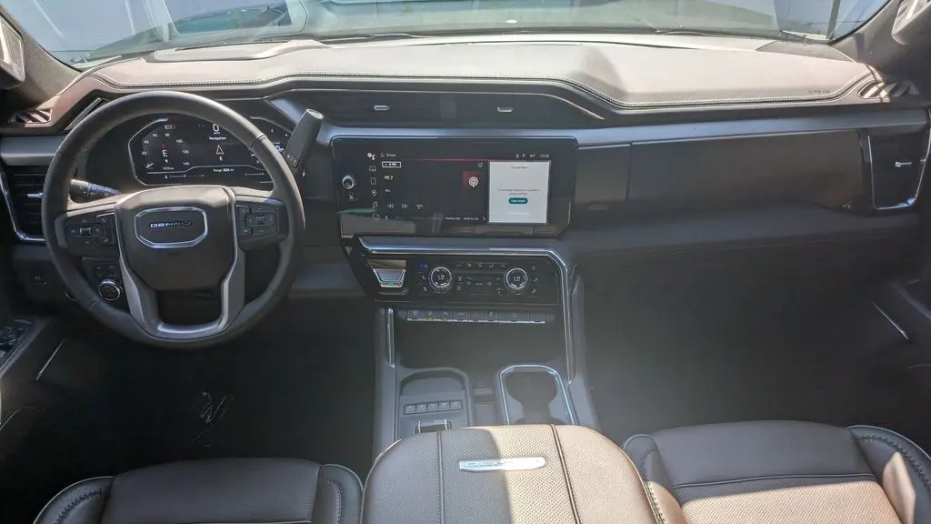 2025 GMC Sierra 2500HD Denali
