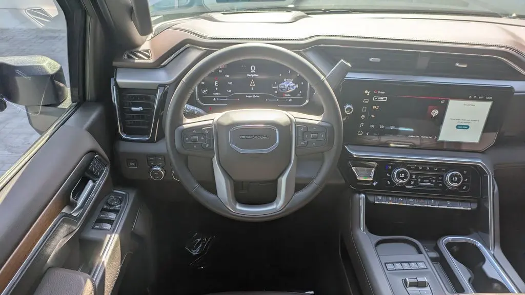 2025 GMC Sierra 2500HD Denali