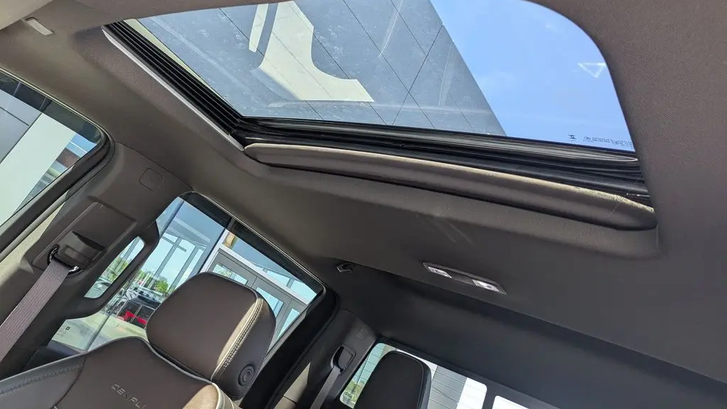 2025 GMC Sierra 2500HD Denali