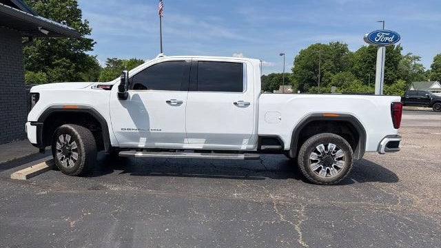 2025 GMC Sierra 2500HD Denali