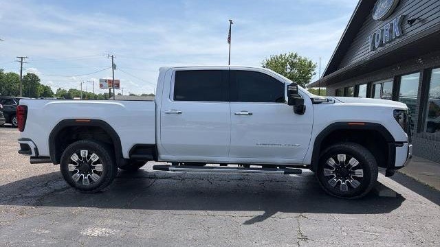 2025 GMC Sierra 2500HD Denali