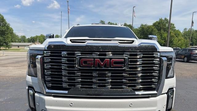 2025 GMC Sierra 2500HD Denali