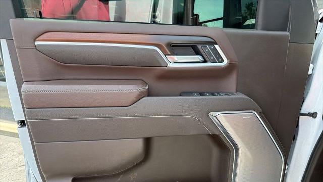2025 GMC Sierra 2500HD Denali