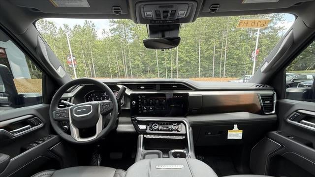 2025 GMC Sierra 2500HD Denali