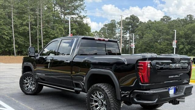 2025 GMC Sierra 2500HD Denali