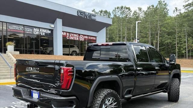 2025 GMC Sierra 2500HD Denali