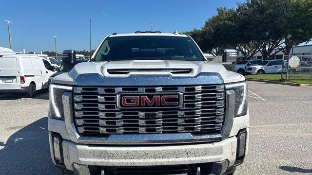 2025 GMC Sierra 2500HD Denali