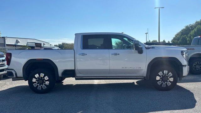 2025 GMC Sierra 2500HD Denali
