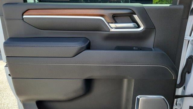 2025 GMC Sierra 2500HD Denali
