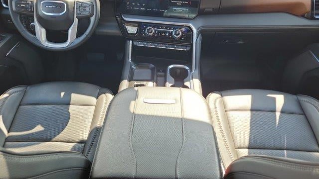 2025 GMC Sierra 2500HD Denali