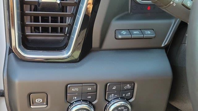 2025 GMC Sierra 2500HD Denali