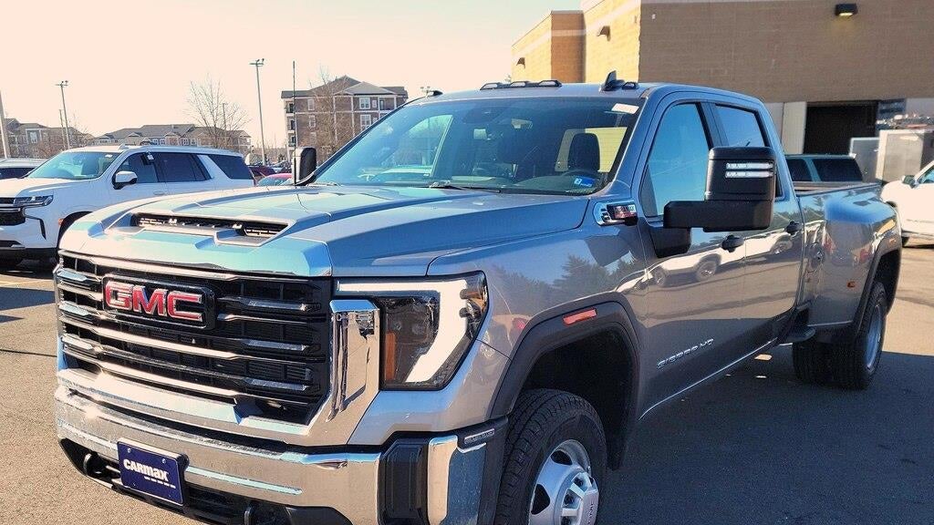 2025 GMC Sierra 3500HD Pro