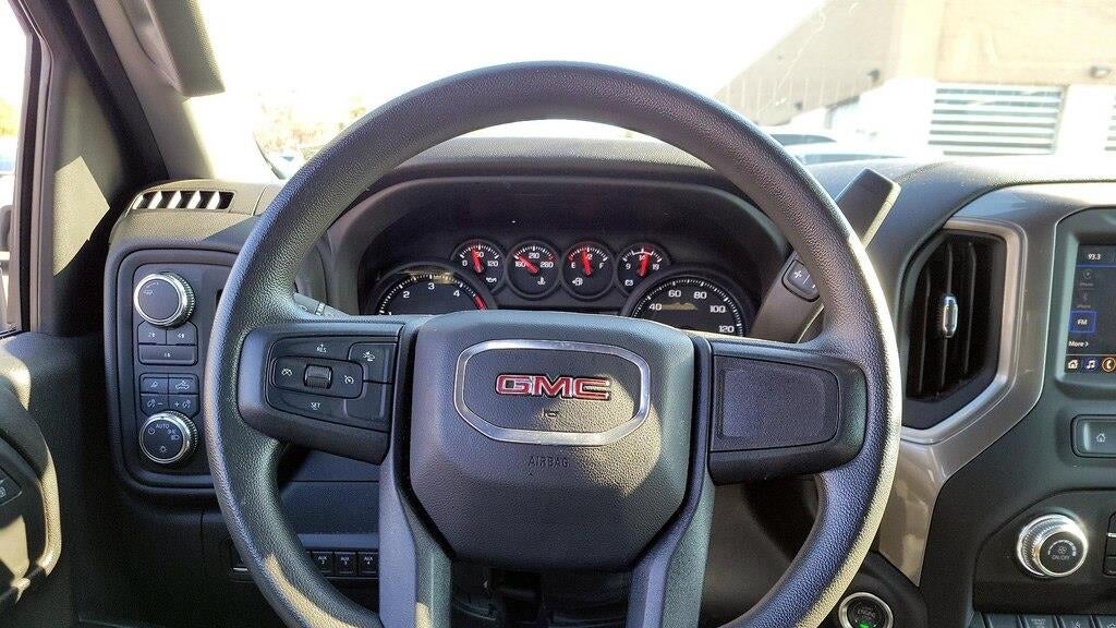 2025 GMC Sierra 3500HD Pro