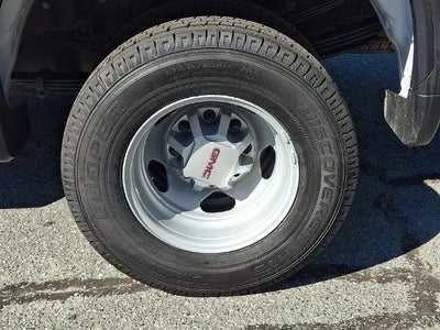 2026 GMC Sierra 3500HD 4X4 Pro 4DR Crew Cab LB DRW