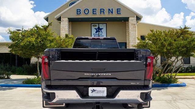 2025 GMC Sierra 3500HD SLT