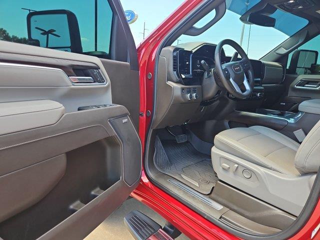 2025 GMC Sierra Hd - $73,700
