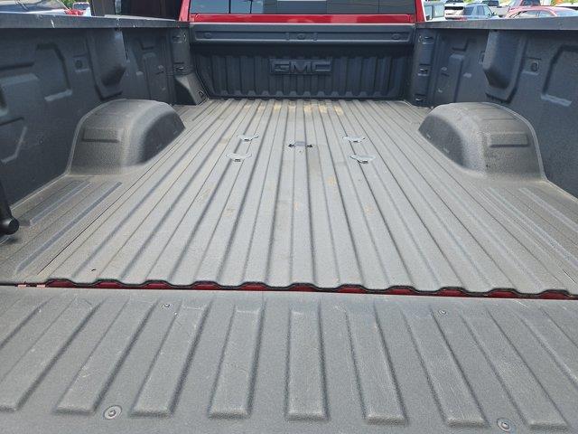 2025 GMC Sierra Hd - $73,700