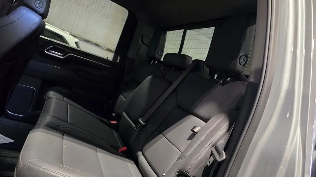 2025 GMC Sierra 3500HD SLT