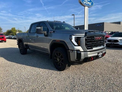 2025 GMC Sierra 3500HD 4X4 AT4 4DR Crew Cab SB SRW