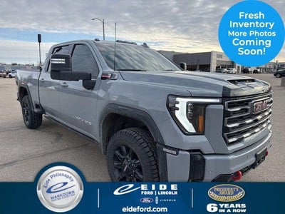 2025 GMC Sierra 3500HD 4X4 AT4 4DR Crew Cab SB SRW
