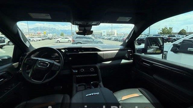 2025 GMC Sierra 3500HD AT4