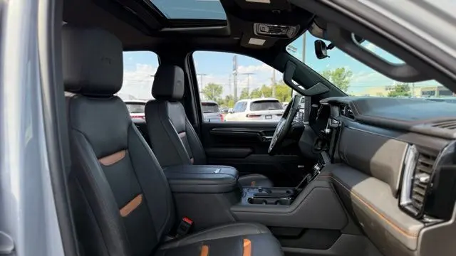 2025 GMC Sierra 3500HD AT4
