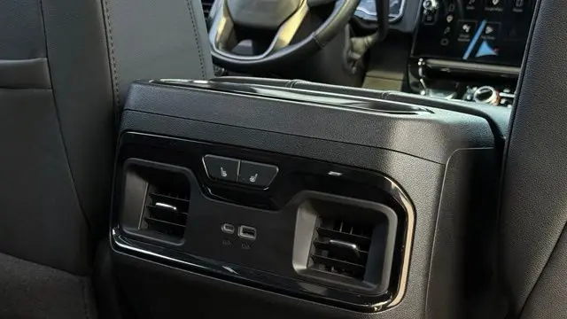 2025 GMC Sierra 3500HD AT4
