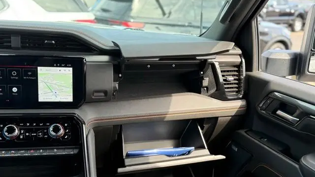 2025 GMC Sierra 3500HD AT4