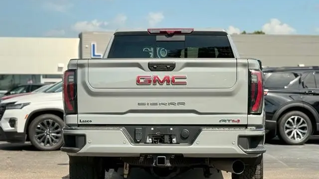 2025 GMC Sierra 3500HD AT4
