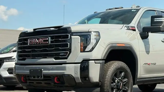 2025 GMC Sierra 3500HD AT4