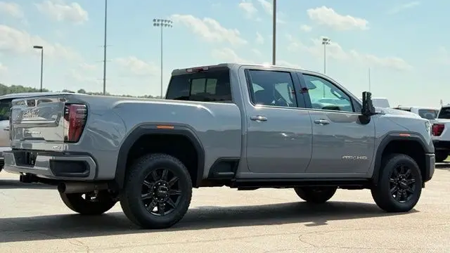 2025 GMC Sierra 3500HD AT4
