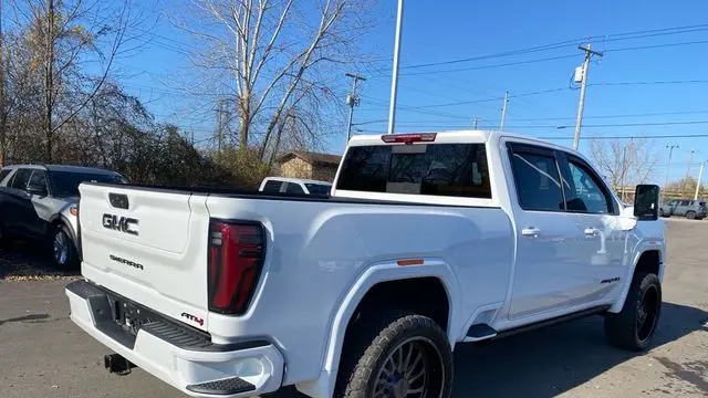 2025 GMC Sierra 3500HD AT4