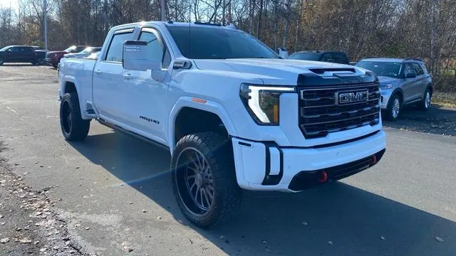 2025 GMC Sierra 3500HD AT4