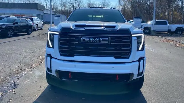 2025 GMC Sierra 3500HD AT4