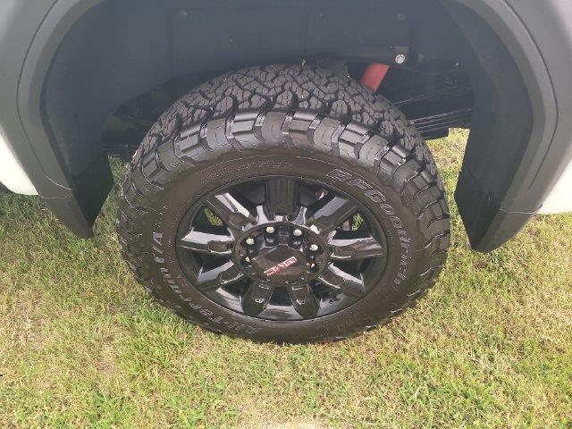 2026 GMC Sierra Hd - $77,996