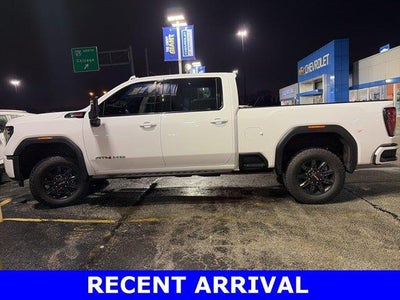 2025 GMC Sierra 3500HD 4X4 AT4 4DR Crew Cab SB SRW