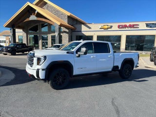 2025 GMC Sierra 3500HD with Summit White Exterior