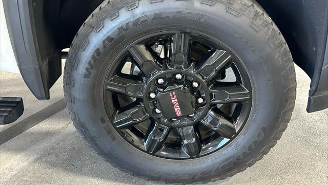 2025 GMC Sierra 3500HD AT4