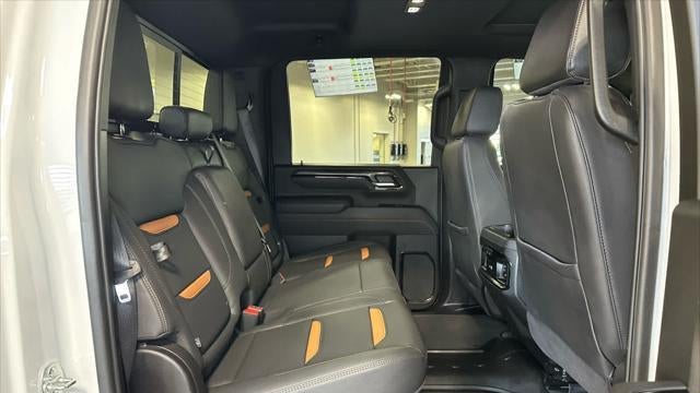 2025 GMC Sierra 3500HD AT4