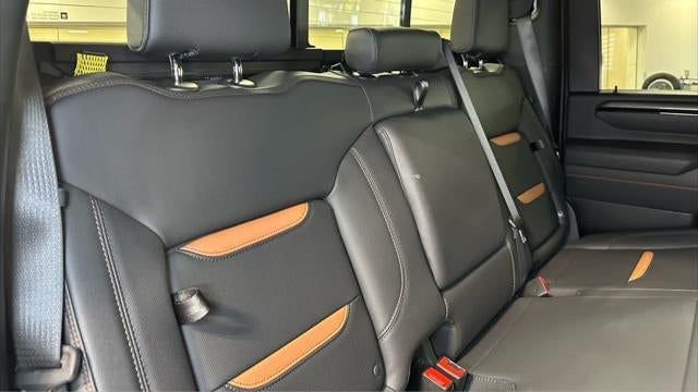 2025 GMC Sierra 3500HD AT4