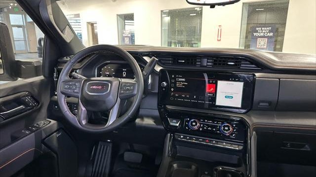 2025 GMC Sierra 3500HD AT4