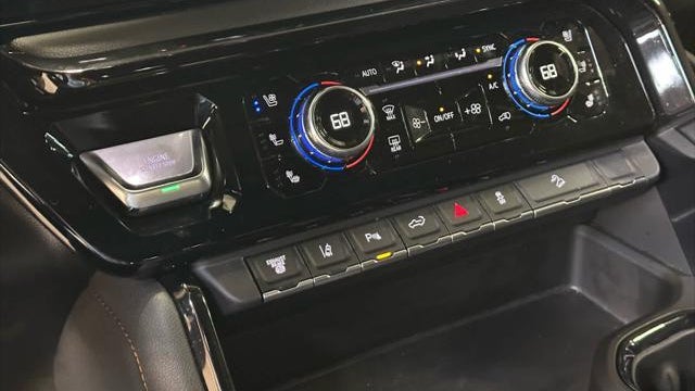 2025 GMC Sierra 3500HD AT4