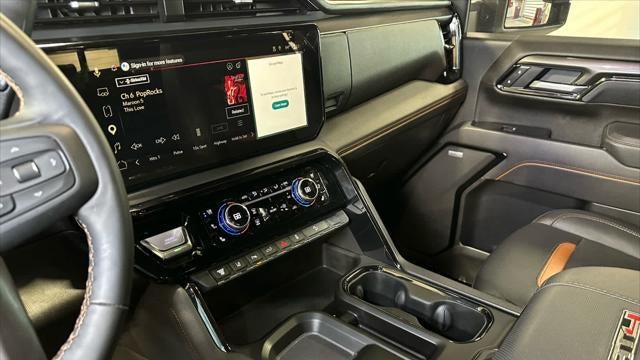 2025 GMC Sierra 3500HD AT4