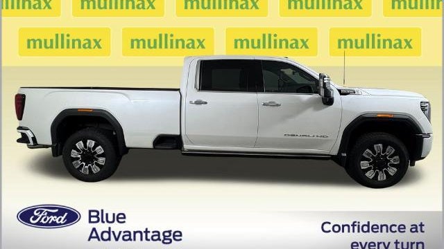 2025 GMC Sierra 3500HD Denali