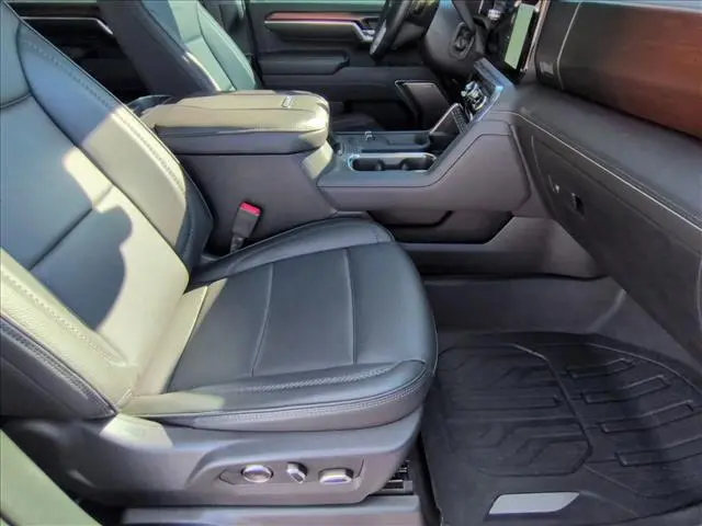 2025 GMC Sierra Hd - $77,481