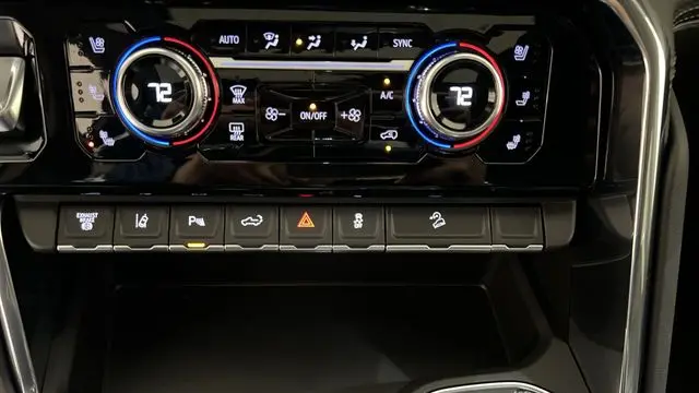 2025 GMC Sierra 3500HD Denali
