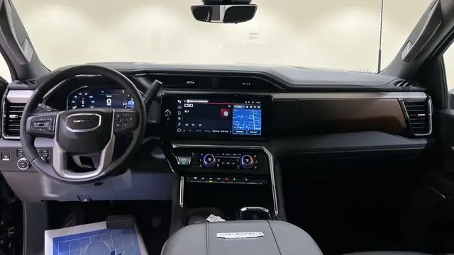 2025 GMC Sierra 3500HD Denali