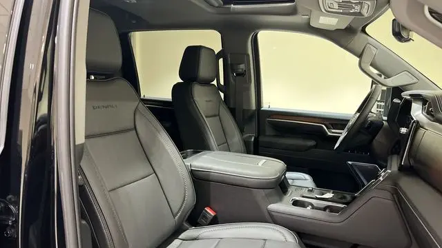 2025 GMC Sierra 3500HD Denali