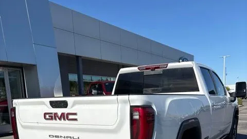 2025 GMC Sierra 3500HD Denali
