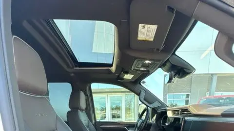 2025 GMC Sierra 3500HD Denali
